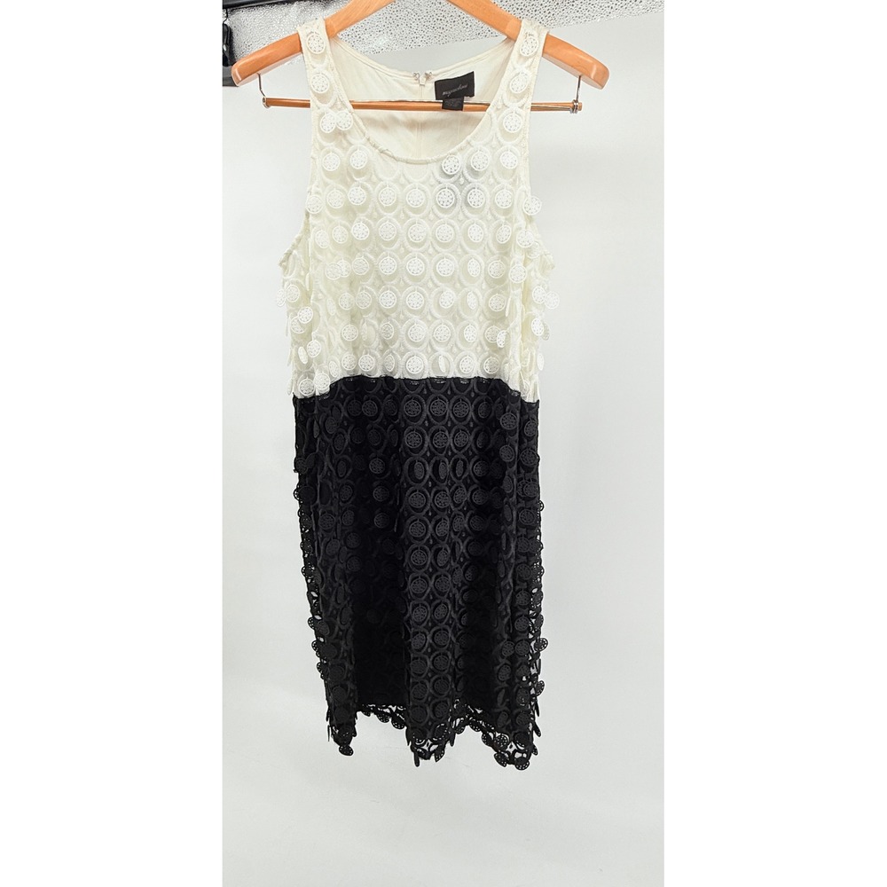 NWT Super Cute Magaschoni Black White Crochet Lace Sleeveless Sheath Dress Sz 10